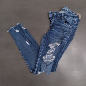 American Eagle 🦅 Next Level Stretch Crop Jegging Distressed Size 4